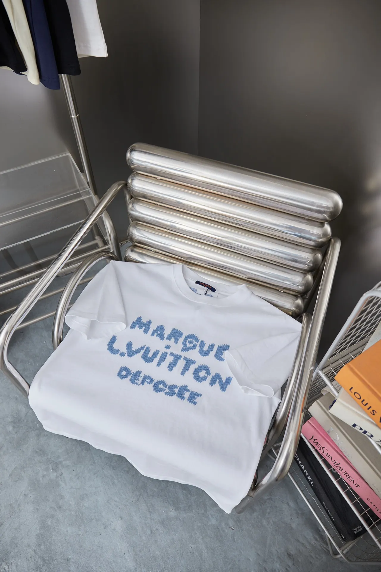 🅿️180 1V 25SS early spring new style short sleeves with embroidered letters, light luxury, a must-have item for daily commuting for men and women, correct version, welcome to compare, detailed features · 320g 100% pure cotton double yarn jersey fabric · Special thickened 32 pieces of double-strand 1X1 thread in the same vat custom dyeing · Imported Tajima machine embroidered letter logo · Double needle stitching cross-stitching process · Original main mark, washed tag, brand moisture-proof paper packaging Color: White Size: S/M/L/XL